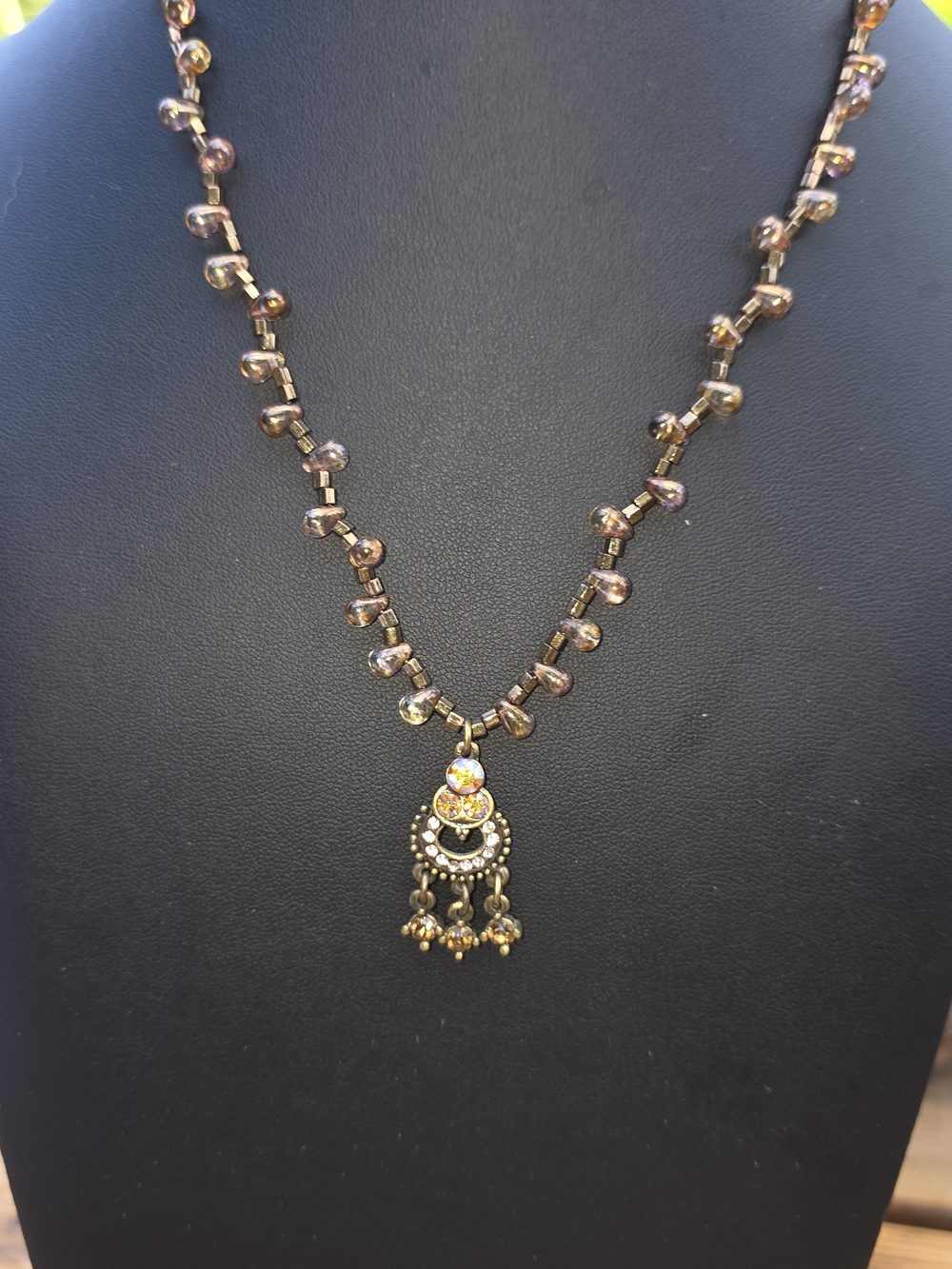 Delicate · Whimsical · Vintage · Romantic · Chandelier-Inspired Necklace